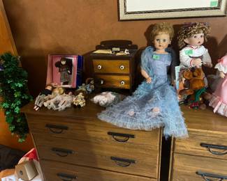 Vogue Ginny, Pam Virga, Rosemary bridesmaid grocery store doll & more