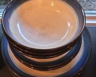 Pfaltzgraff Aria Dinnerware Set