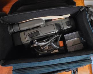 Sony CCD-FX228 Hi8 Handycam Video Camera Recorder