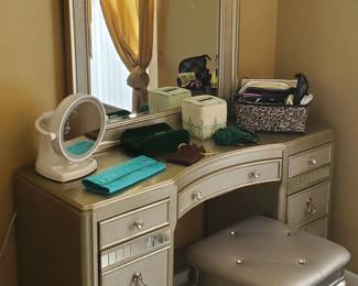 Vanity with Hidden Drawers!