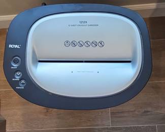 Royal 1212X 12-Sheet Cross-Cut Shredder