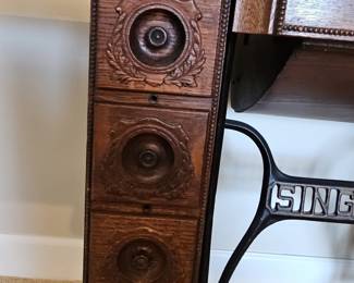 Singer "New Family" Treadle Sewing Machine with 6-Drawer Oak Cabinet