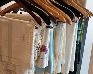 Vintage Linen and Lace Tablecloths