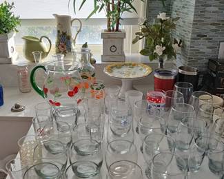 Assorted Kitxhenware