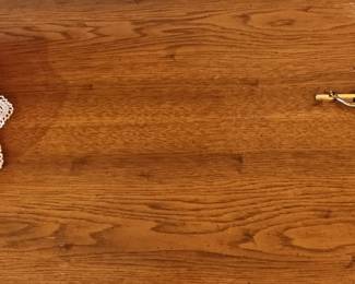 Vintage Thomasville Furniture Segovia Collection Spanish Mediterranean Oak 9 Drawer Dresser