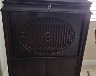 Brunswick "Panatrope" Phonograph