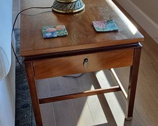 Mid-Century American of Martinsville End Table with Drawer