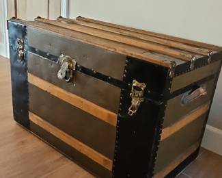 Vintage Steamer Trunk