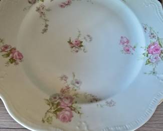 Royal Vienna "The Imperial" Pattern Dinner Plate