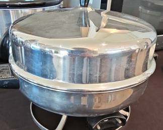 Farberware 12" Electric Skillet Buffet Server