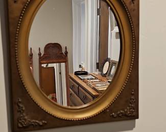Ornate Oval Giltwood Wall Mirror