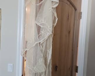 Victorian Lace Bridal Veil