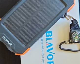 BLAVOR Solar Power Bank with Wireless Charging