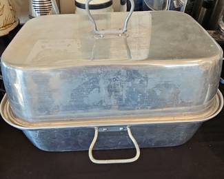 West Bend Aluminum Roaster with Thermometer