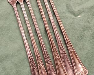 Community Silver "Triple Plus" Plate Cocktail Forks