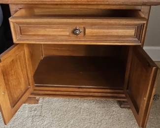 Vintage Drexel Heritage "Chartwell Collection" Nightstand
