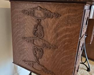 Singer "New Family" Treadle Sewing Machine with 6-Drawer Oak Cabinet