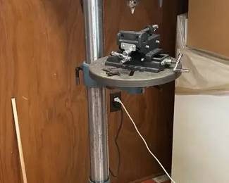 Reliant 12 Speed Drill Press  Vice