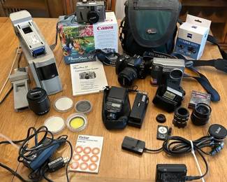 003 Camera Lot  Olympus E510, Canon Powershot G1  Accessories