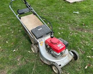 Vintage Honda HR214 Gas Lawn Mower