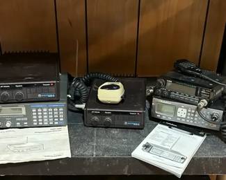 Vintage Radio Equipment Lot  Motorola Maxar, Alinco DR590, Scanners