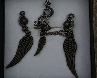 Pierced Cuff Earing Set $8.00
