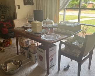 Danish MCM Dining Room Table w8 chairs