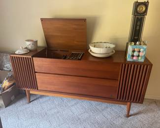 Grundig Stereo Cabinet