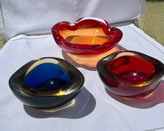 Mid-century Murano art glass bowls and ashtray with sommerso technique