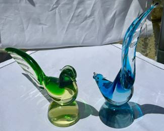 Pair of Vintage Murano glass bird figurines in blue and green/yellow