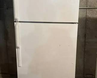 Hotpoint Top Freezer Refrigerator