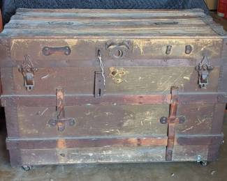  03 Antique Steamer Trunk
