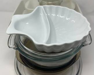 Pyrex Glassware , Vintage Glassware,vintage Juicer,vintage Casserole Dish,