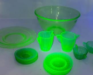 Uranium Glass  Anchor Hocking Mixing Bowl  Salad Plate  Akro Agate Doll Tea Set