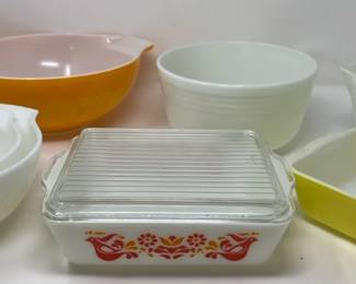 Vintage Pyrex  Friendship Pattern Refrigerator Dish  Orange Daisy Large Bowl  More