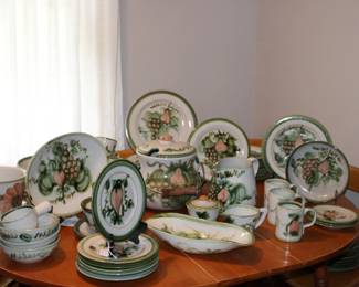 Louisville Vintage Stoneware "Harvest"