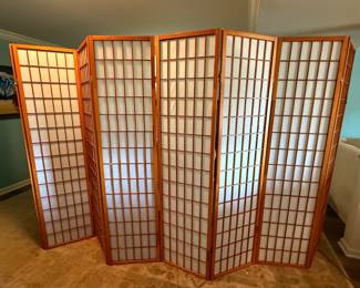 8-panel screen