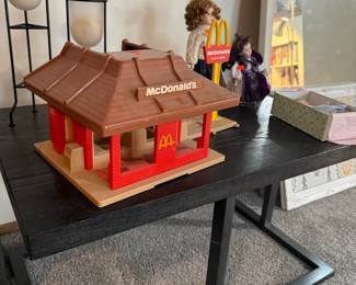 1974 Playskool McDonald's Familiar Places Playset