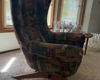 Adrian Pearsall Style Mid-Century Modern Swivel Armchair