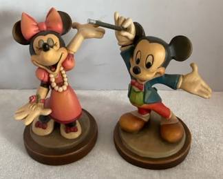 ANRI Collectible Mickey Conductor Minnie Pearls