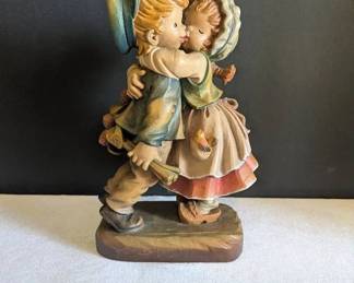 ANRI Limited Edition First Kiss Figurine