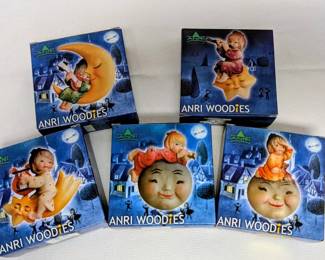 ANRI Woodies Ornaments