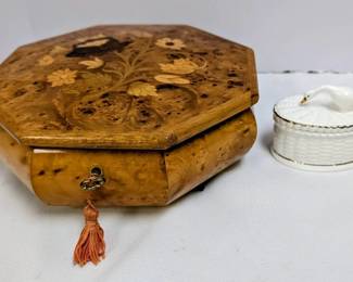 Reuge Swiss Floral Wood Musical Jewelry Box Small Trinket Box