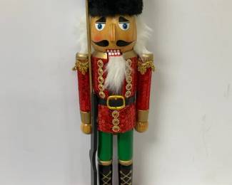 Nutcracker With Long Rifle