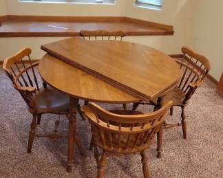 Ethan Allen Maple Dining Table Chairs