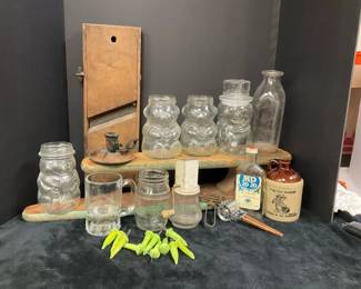 Variety Of Vintage Items