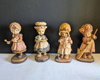 009 ANRI Limited Editions of Four Girl Figurines