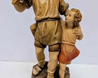 ANRI Hand Carved 9 Figurine St Christopher