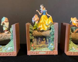 Bradford Exchange Disney Snow White The Seven Dwarfs Sculptured Bookends