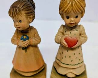 ANRI Vtg Hand Carved Sara Kay Collection Figurines